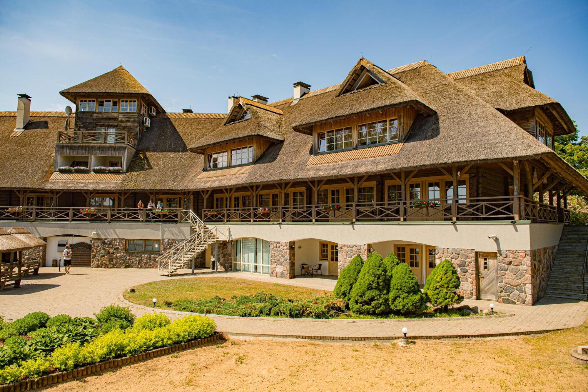 Porto Resort Lilaste Exterior photo